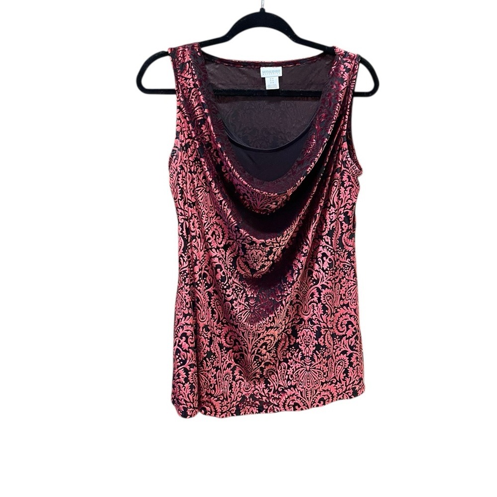 maternity top,  sleeveless, red velvet‎ and black